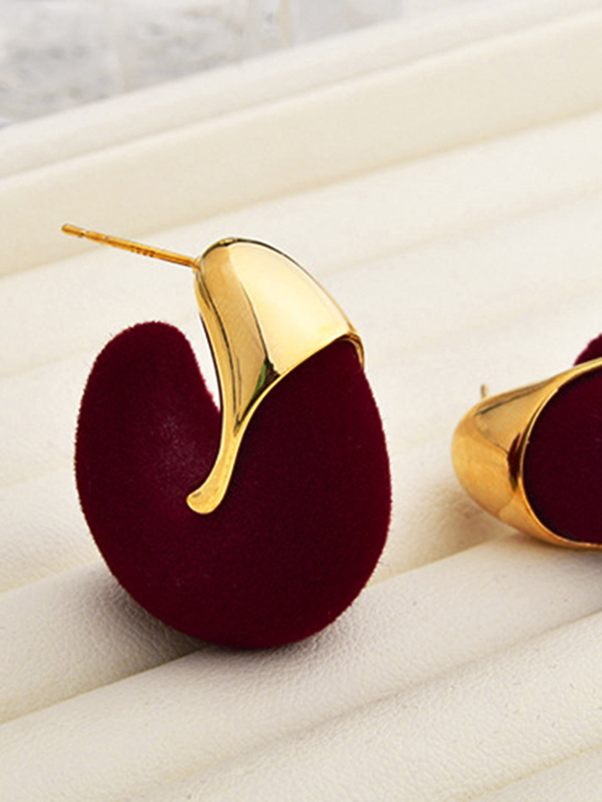 Flocked Hoop Stud Earrings-Chicvia