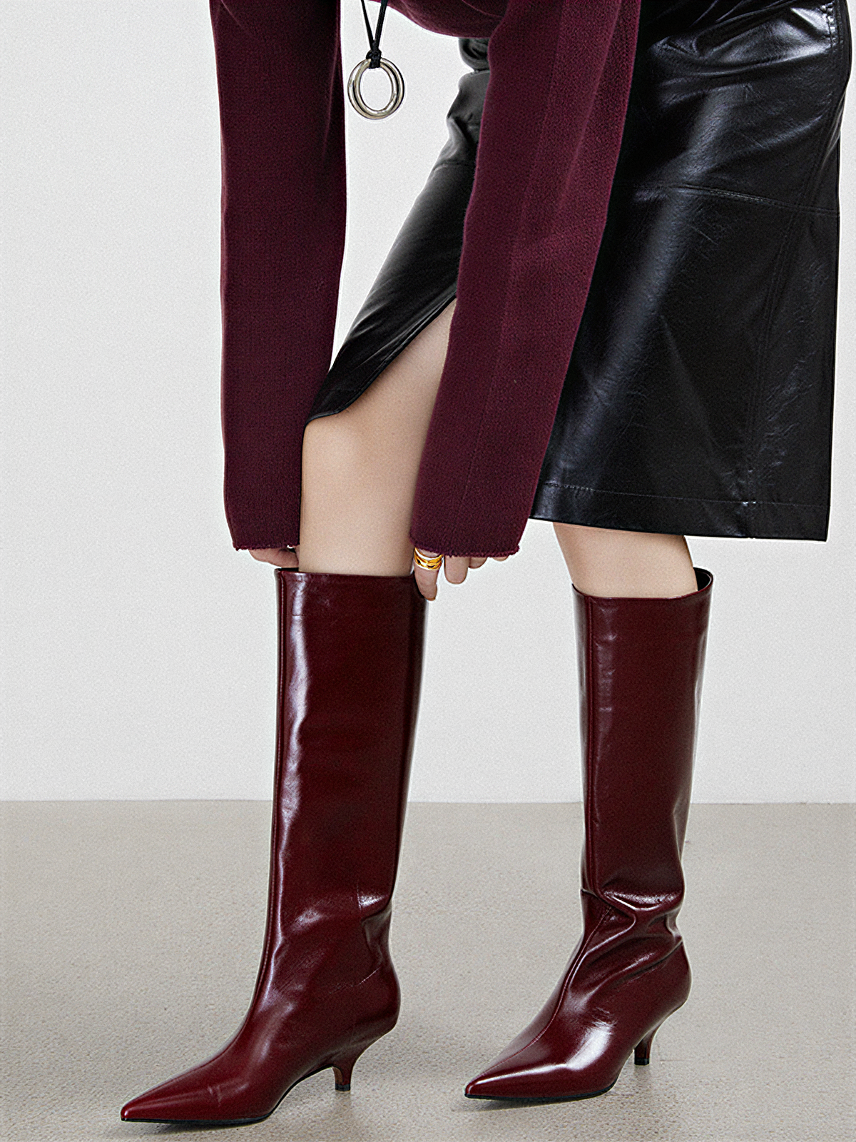 Pointed Toe Knee-High Boots-Chicvia