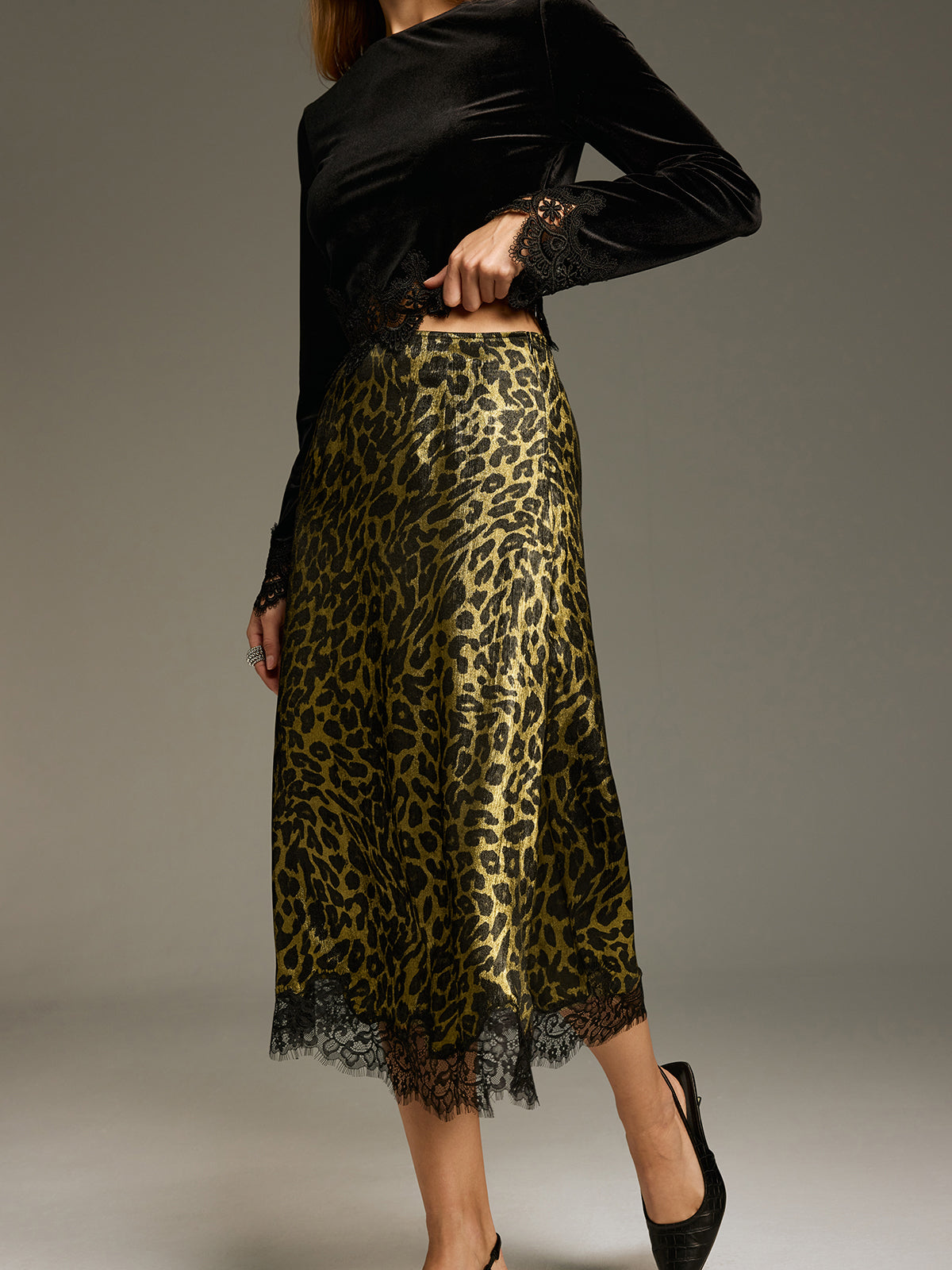 Leopard-Print Lace-Trimmed Midi Skirt-Chicvia