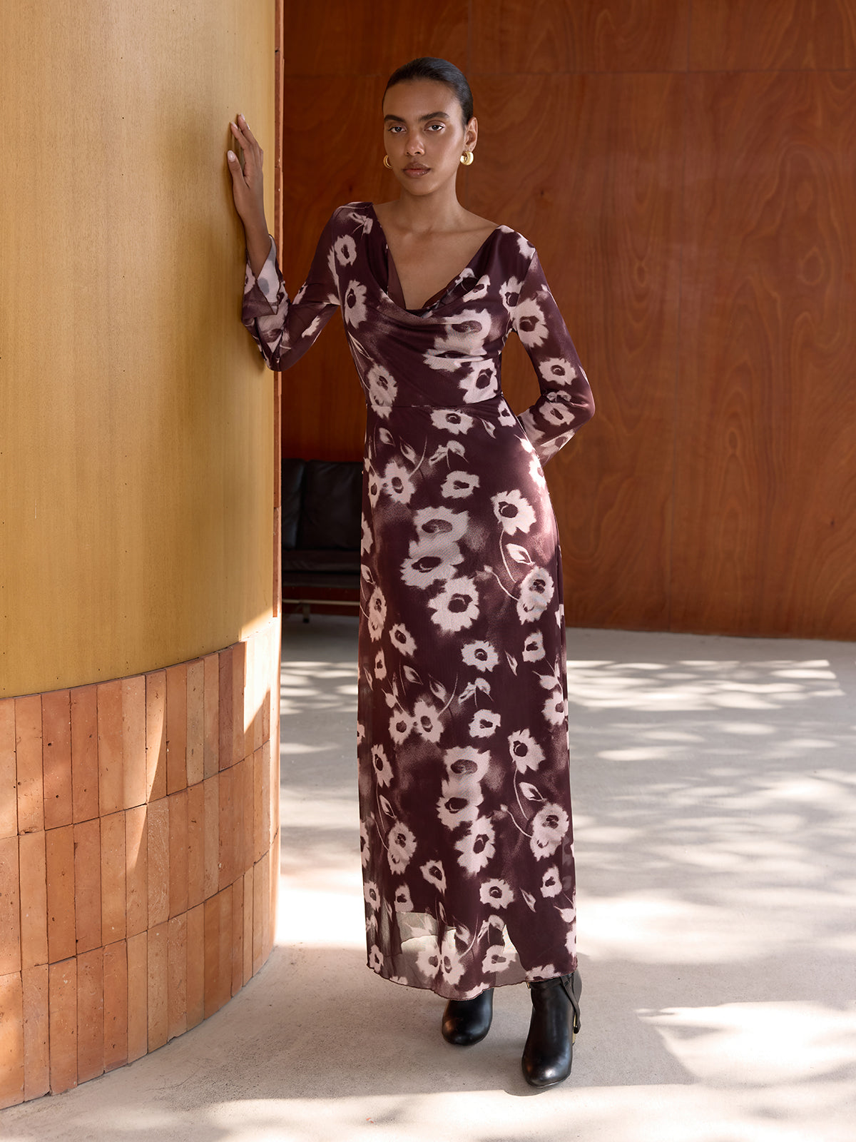 Floral Print Mesh Cowl Neck Maxi Dress-Chicvia