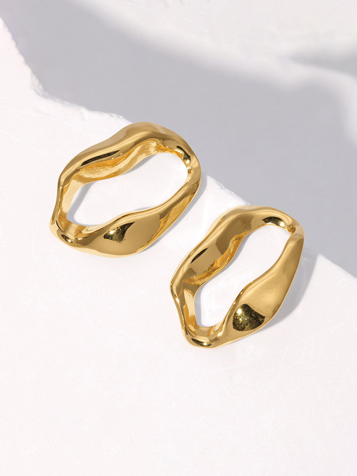 Irregular Wavy Hoop Earrings-Chicvia