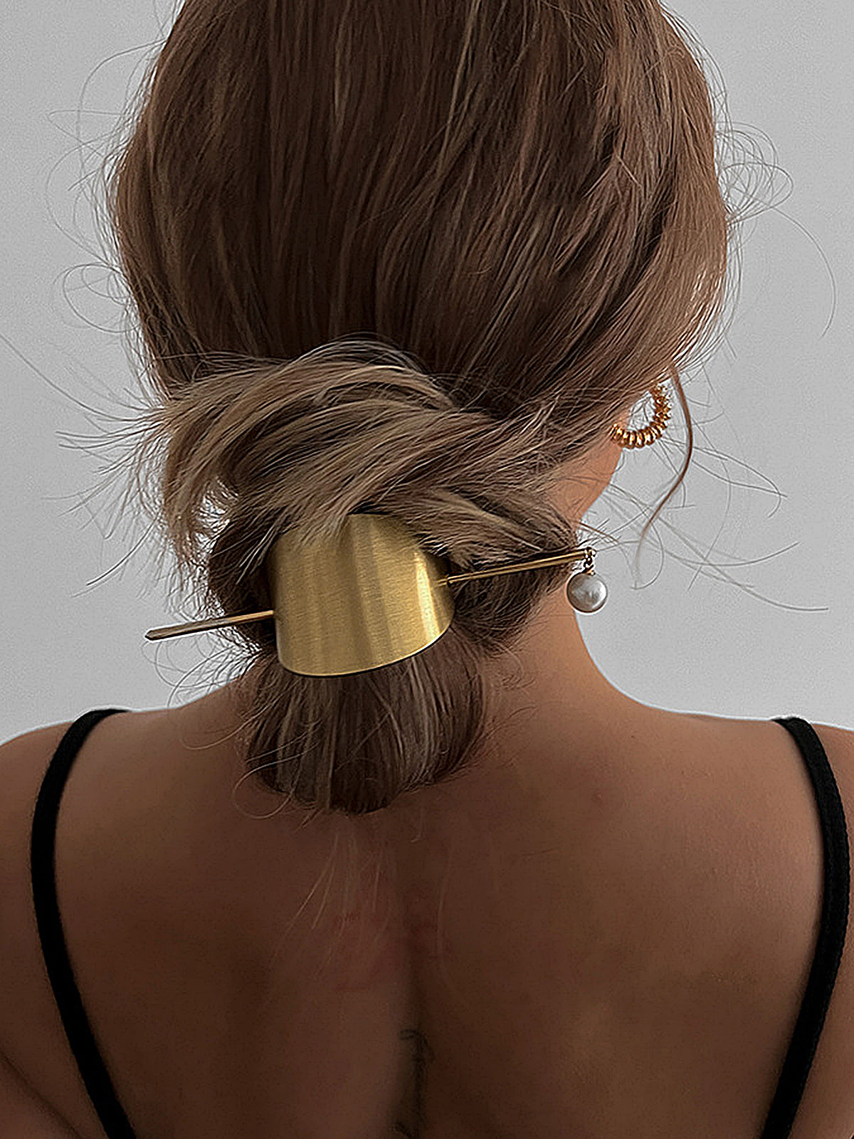 Pearl Detail U-Shaped Hair Pin-Chicvia