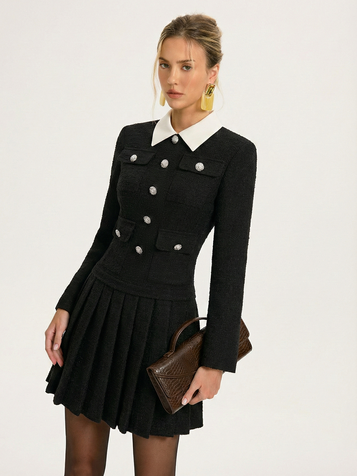 Contrast Collar Pleated Mini Dress-Chicvia