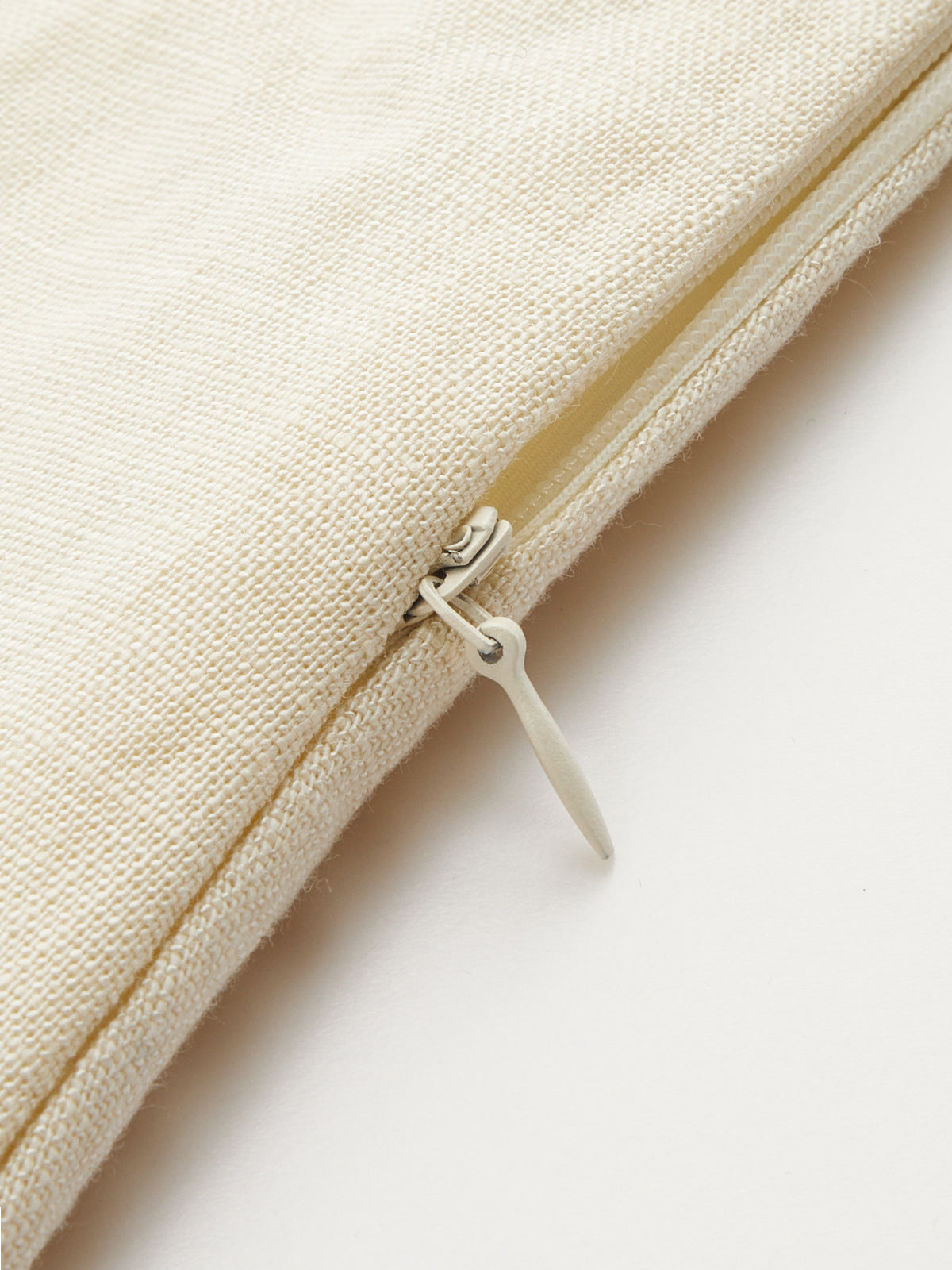 Contrast Piping Linen-Blend Wrap Mini Skirt-Chicvia