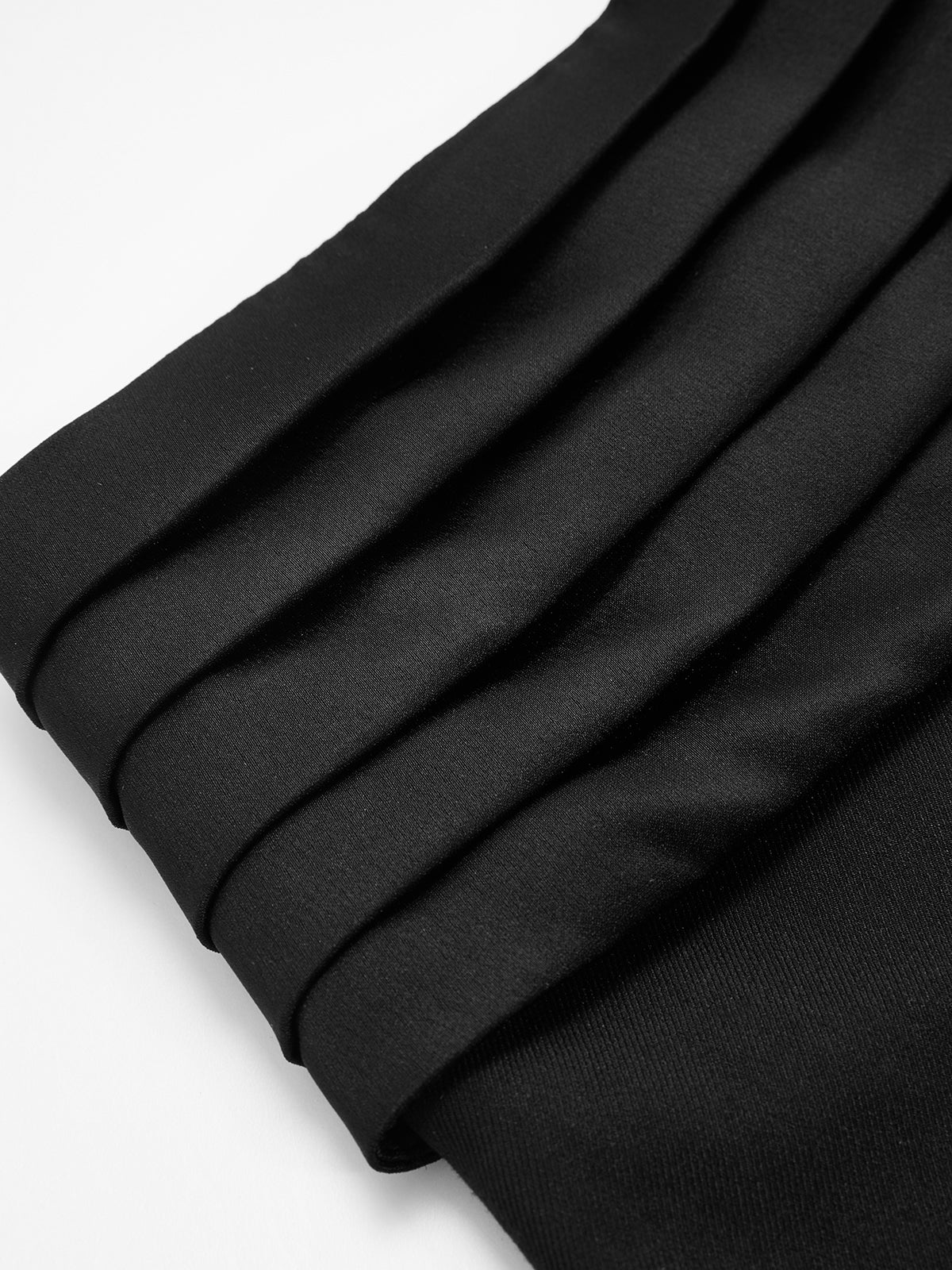 Pleated Waistband Tailored Shorts-Chicvia