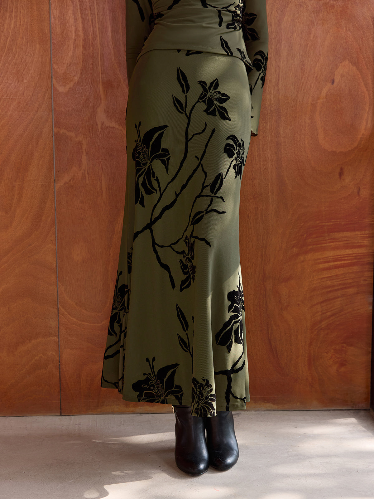 Floral Print Asymmetric Neck Top & Skirt Set-Chicvia