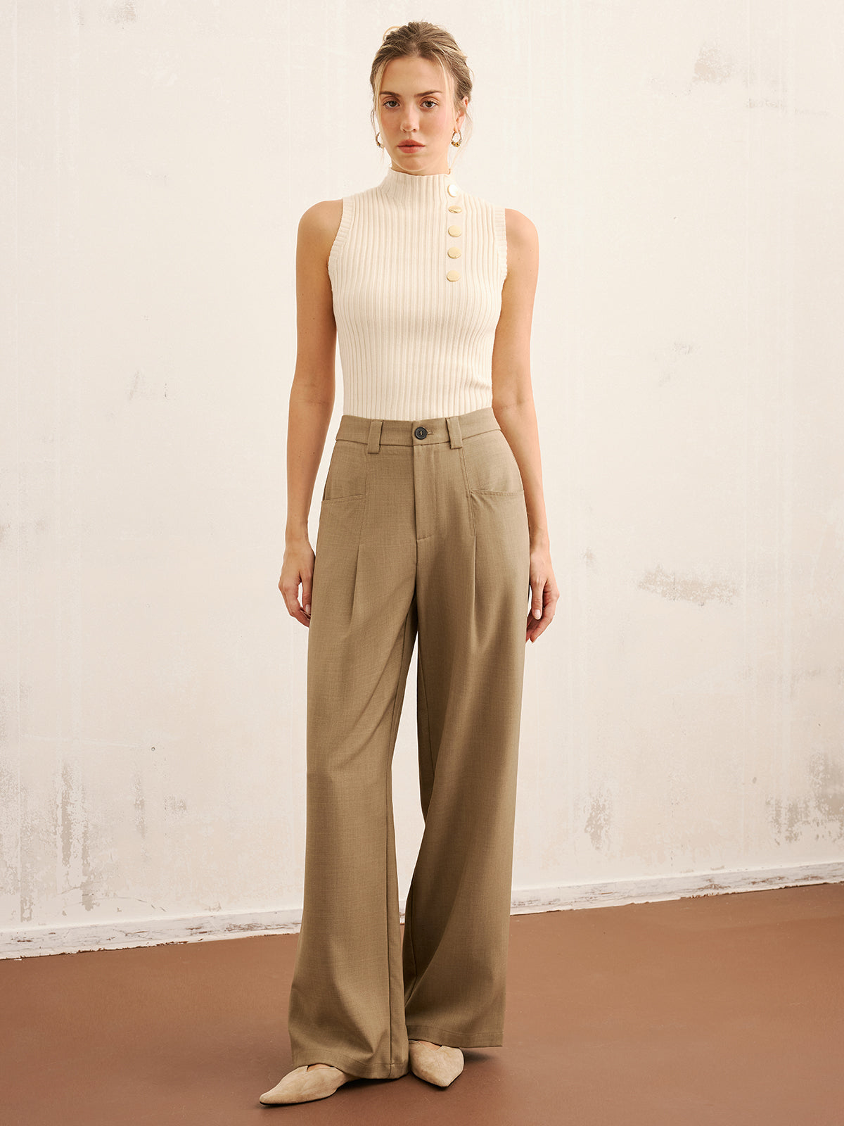 Metal Detail Ribbed Knit Mock Neck Tank Top-Chicvia