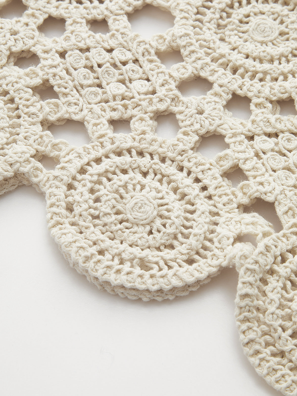 Crochet Circular Pattern Long Sleeve Crop Top-Chicvia