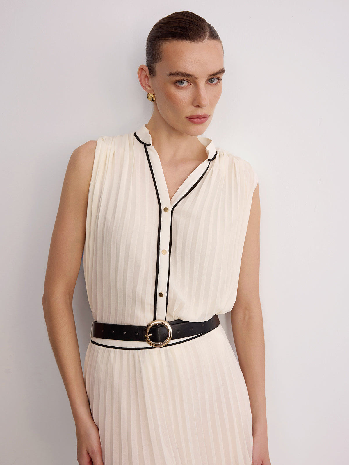 Contrast Trim Pleated Top & Maxi Skirt Set-Chicvia