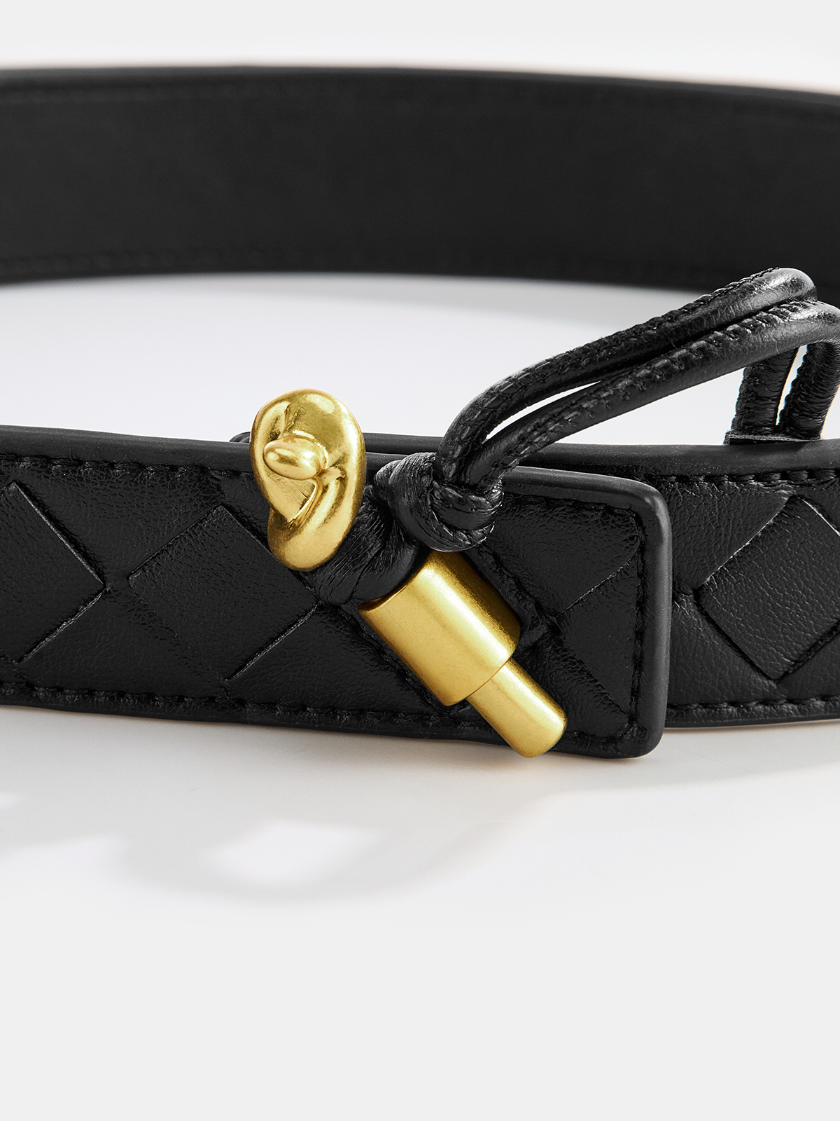 Knot Buckle Quilted Belt-Chicvia