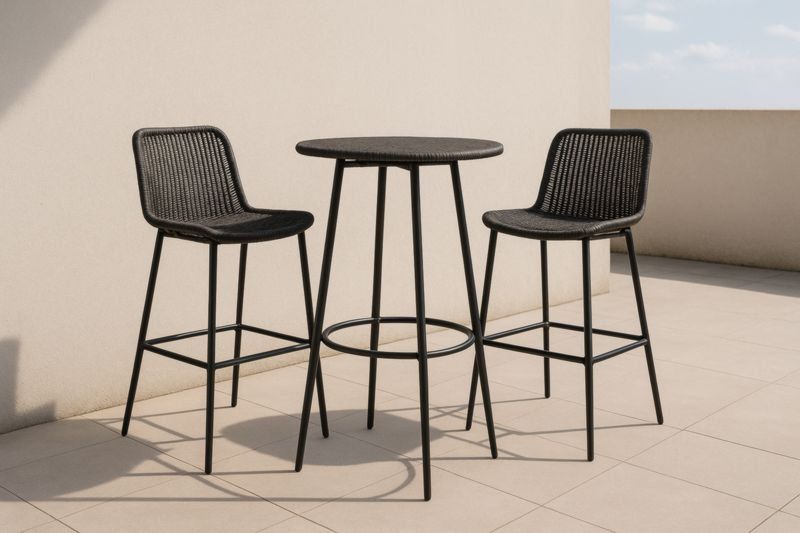 Ensemble de deux chaises de bar et table ronde en métal et rotin synthétique Noir-velmontwood