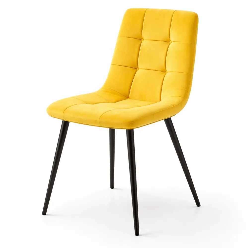 Chaise de salle à manger en velours jaune avec pieds en métal