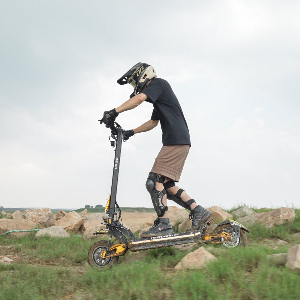 Hiley Tiger King RS Folding Electric Scooter  72V 2300W Dual Motor 31.5Ah Battery  90km/h Max Speed 105km Range 