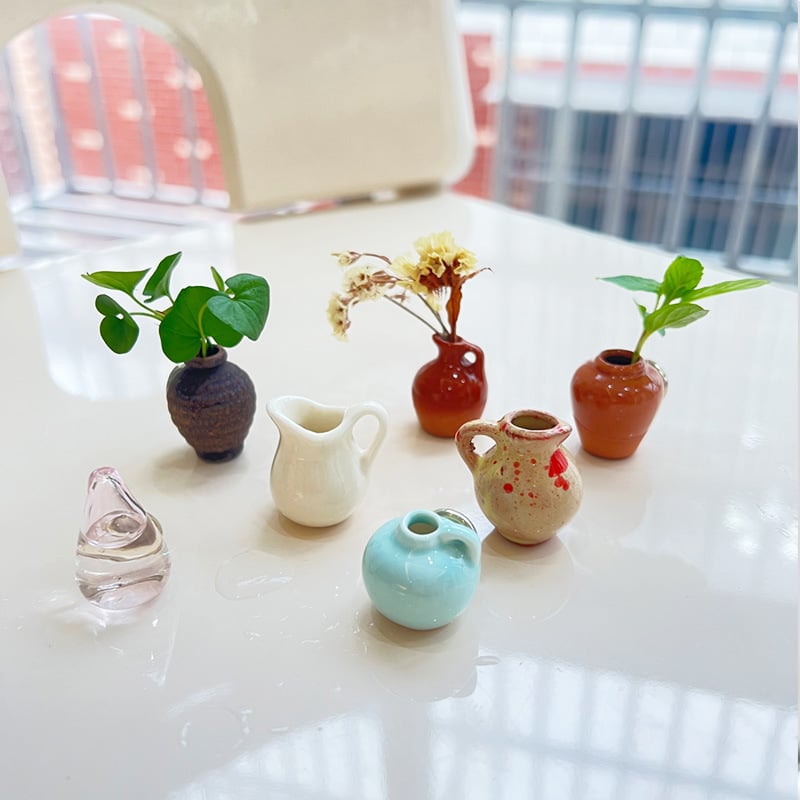 🔥Last Day Promotion - 49% OFF🎁Mini Ceramics Vase Fridge Magnet🌸