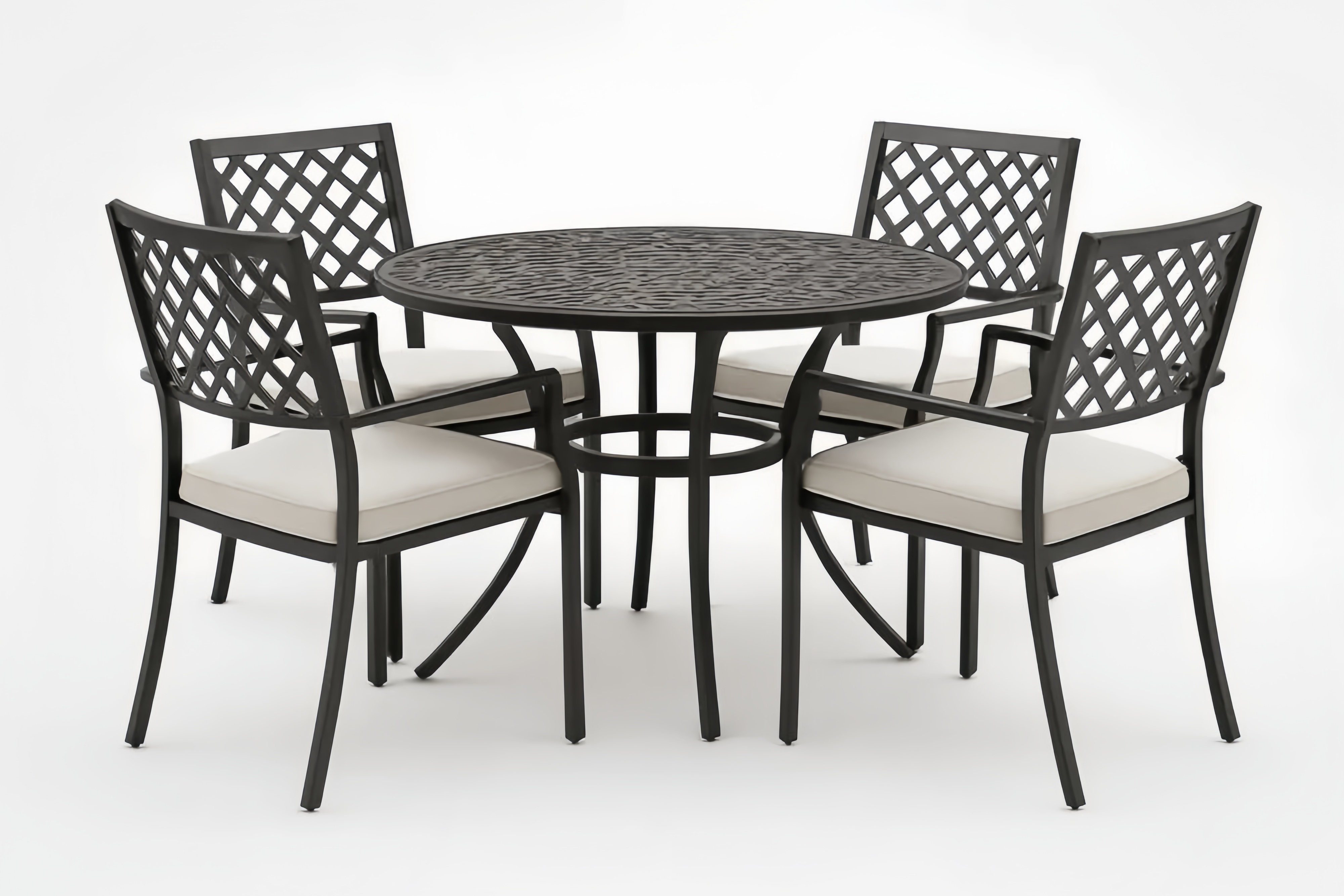 Ensemble table et chaises en métal noir avec coussins crèmes