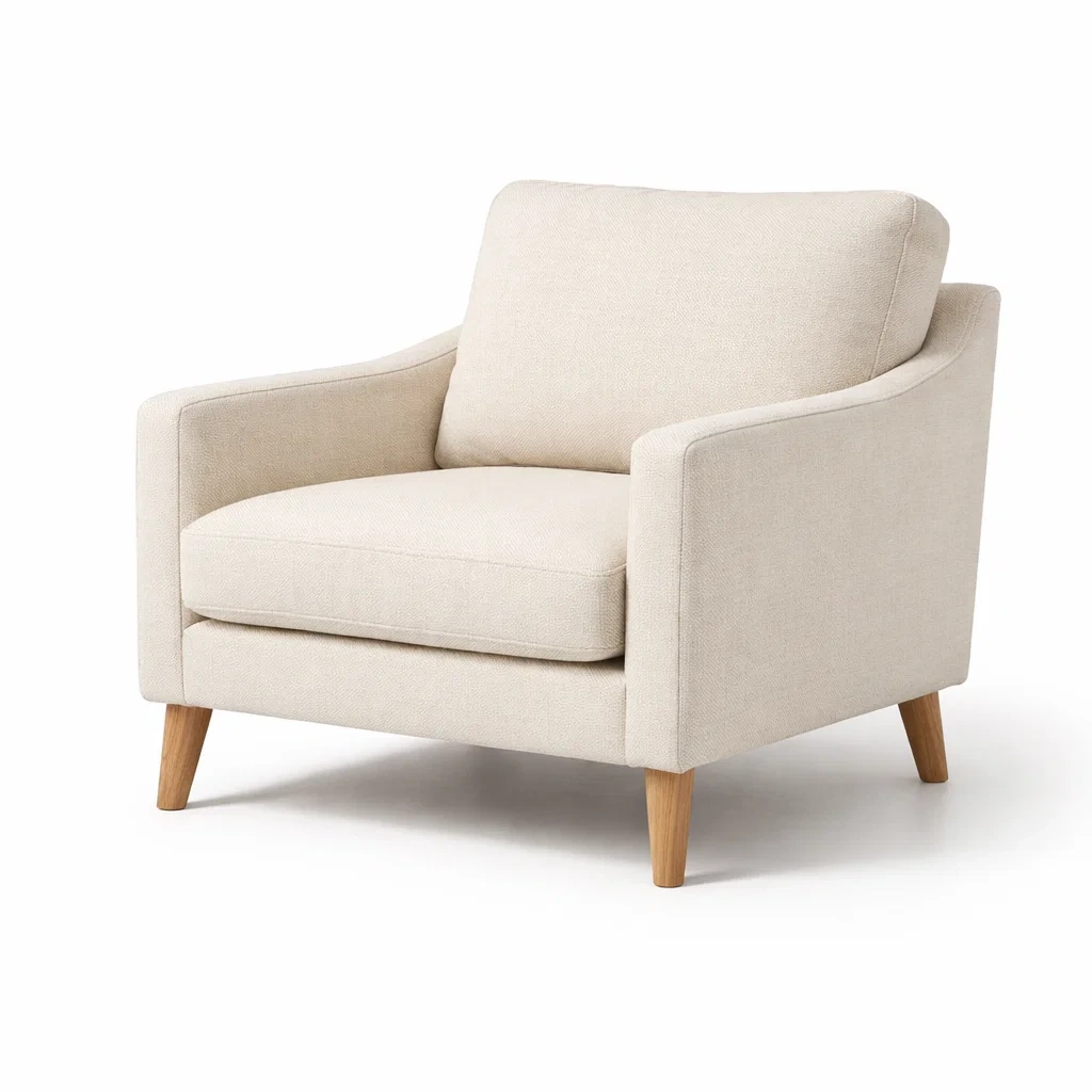 Poltrona in tessuto beige con gambe in legno-cozyroomstore