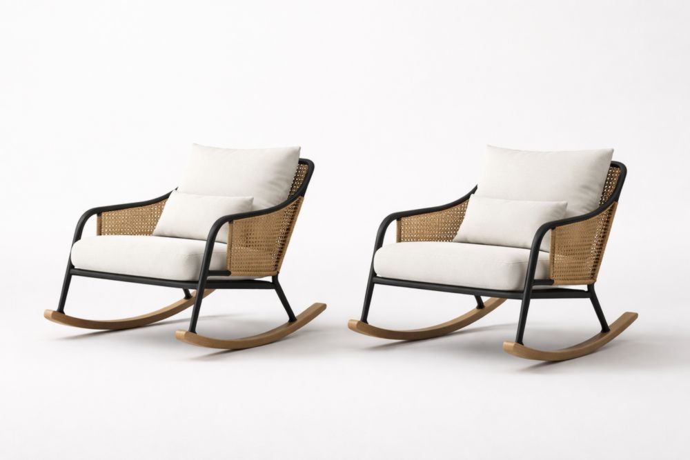 Lot de 2 fauteuils à bascule en rotin et métal avec coussins en polyester blanc