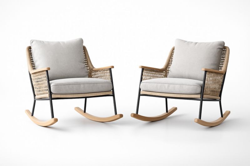 Paire de chaises à bascule en rotin et métal coussins en tissu gris