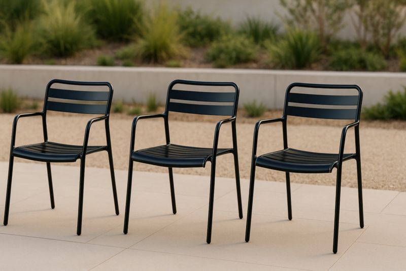 Ensemble de chaises extérieures en aluminium noir avec accoudoirs - Lot de 3