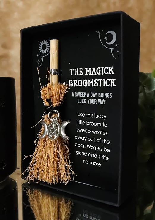 🧹WITCH HAT MINI MAGICK BROOMSTICK🧙‍♀️