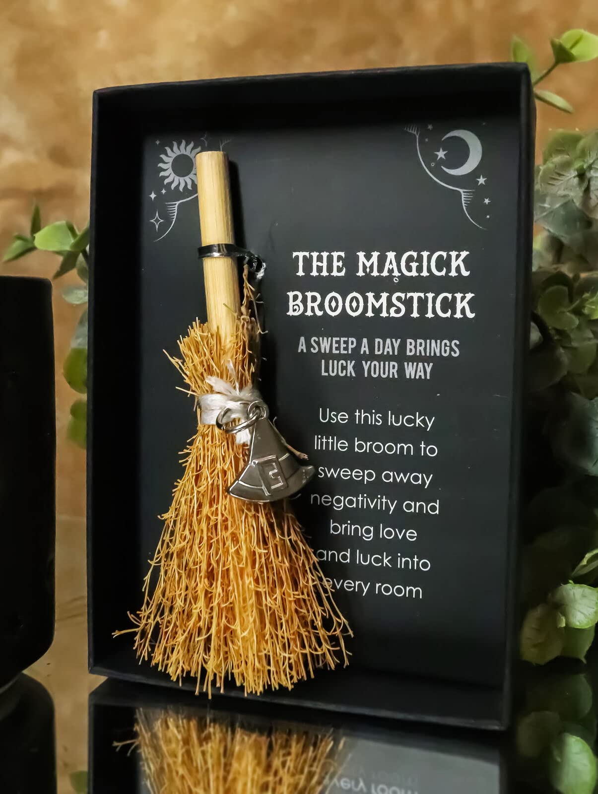 🧹WITCH HAT MINI MAGICK BROOMSTICK🧙‍♀️