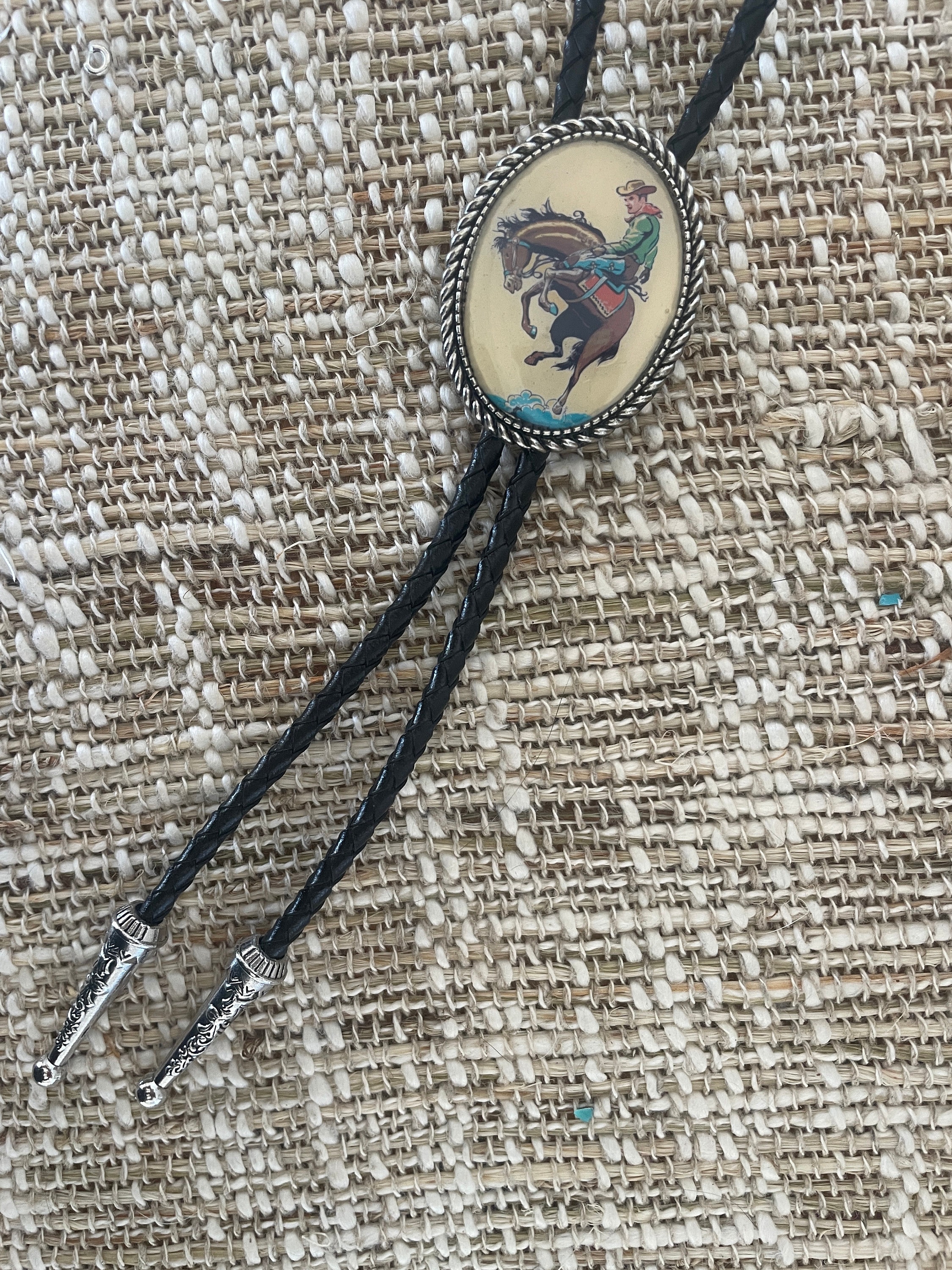 🙌Bronco Rodeo Horse Bolo Tie