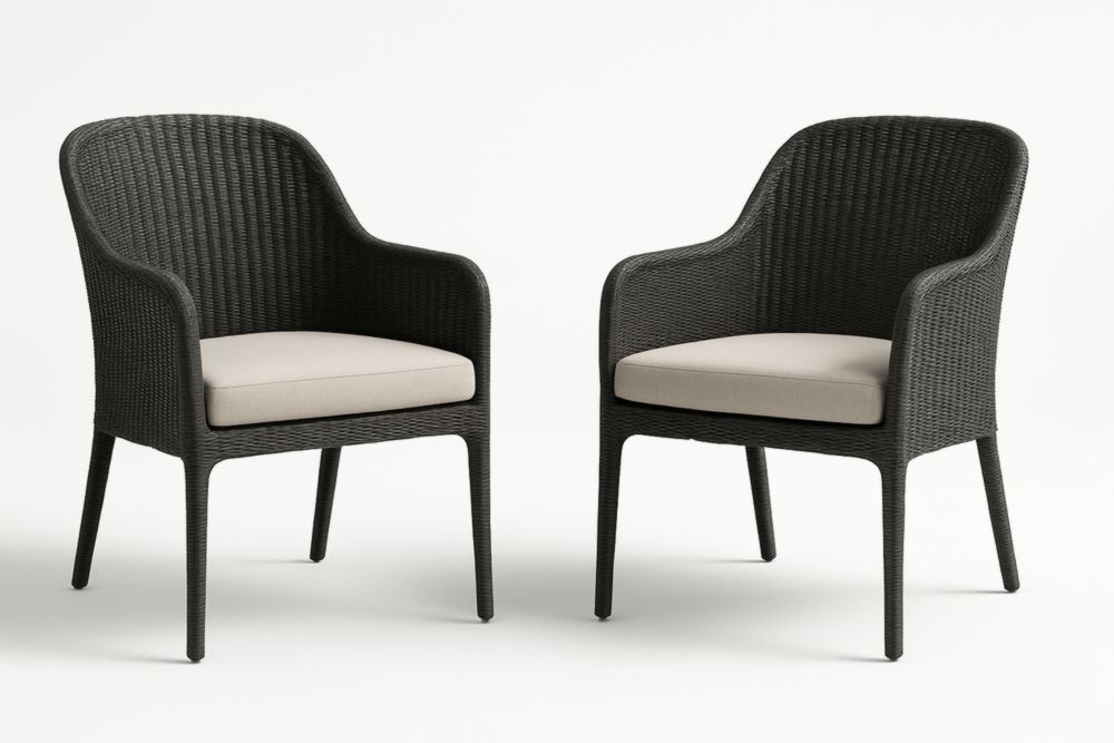 Set 2 Poltrone in Rattan Sintetico Nero con Cuscini Beige