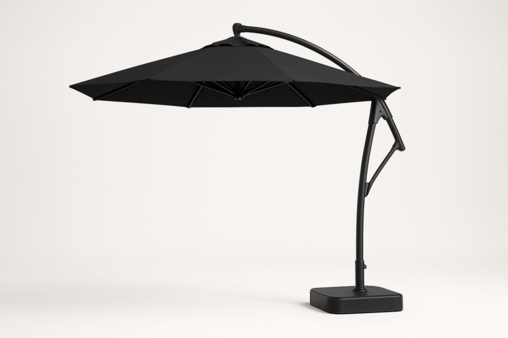 Ombrellone in Tessuto Nero con Struttura in Metallo
