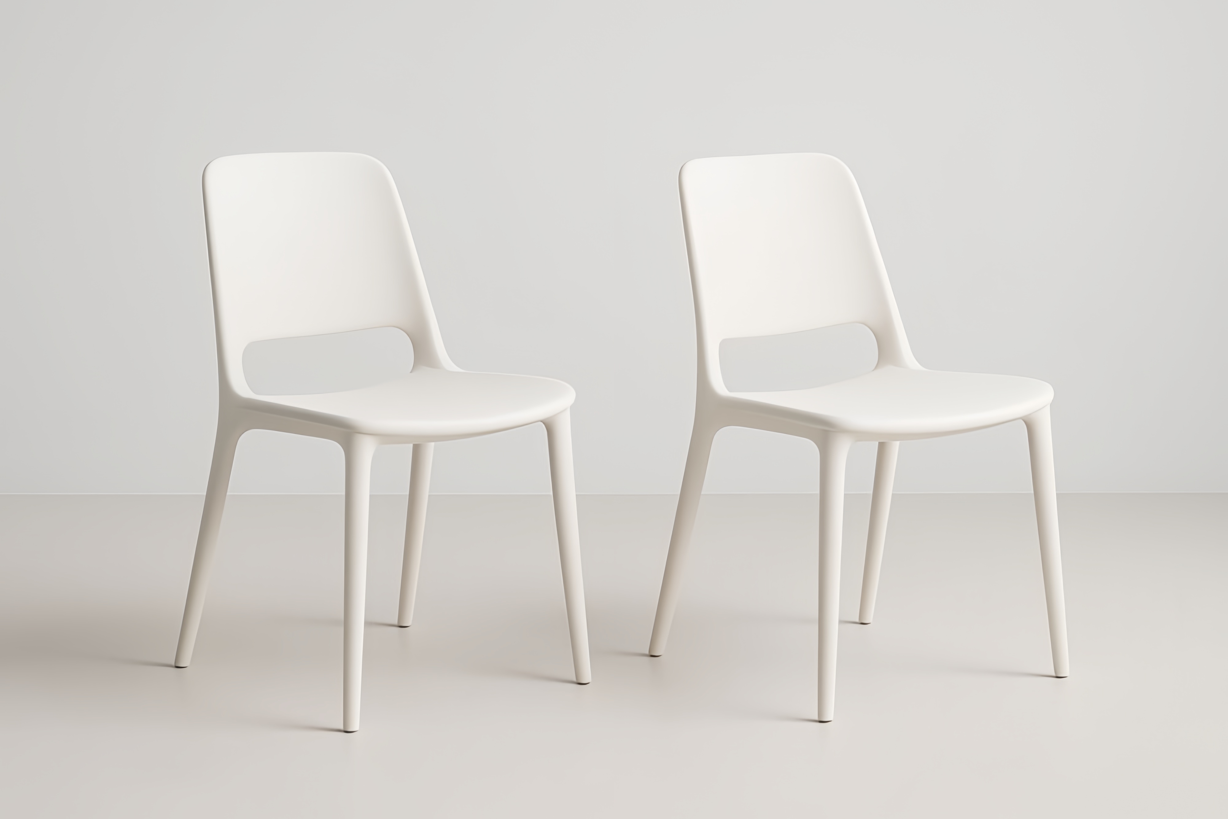 Lot de 2 chaises blanches en polypropylène