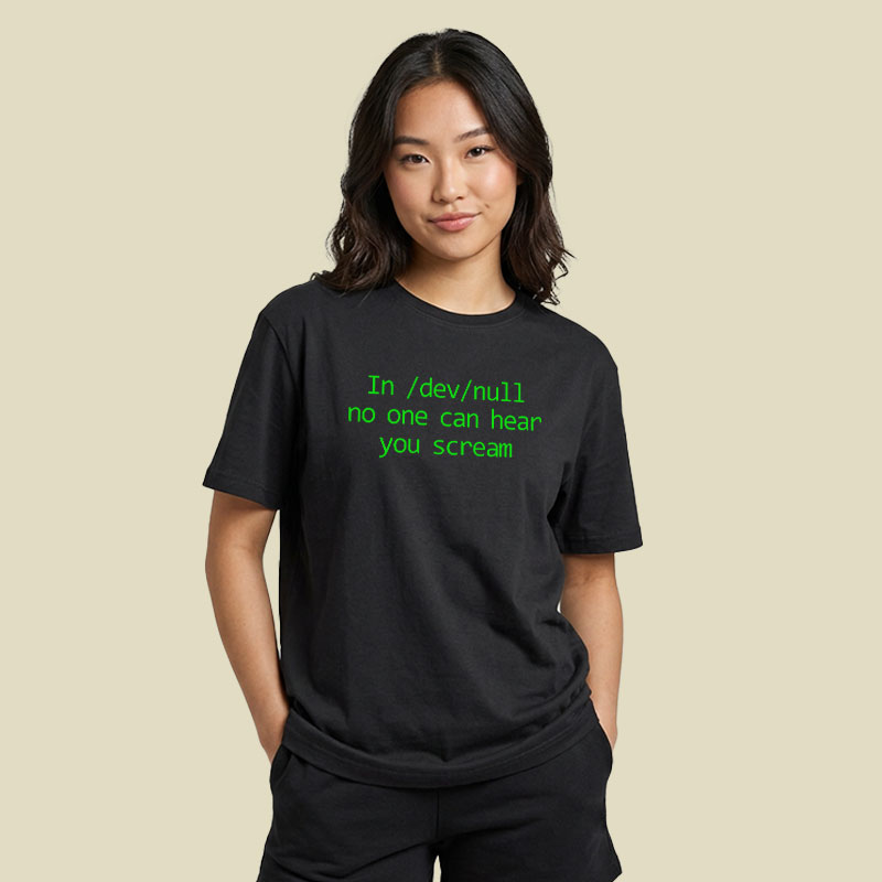 In dev null No One Can Hear You Scream Computer IT Humor Playful T-Shirt
