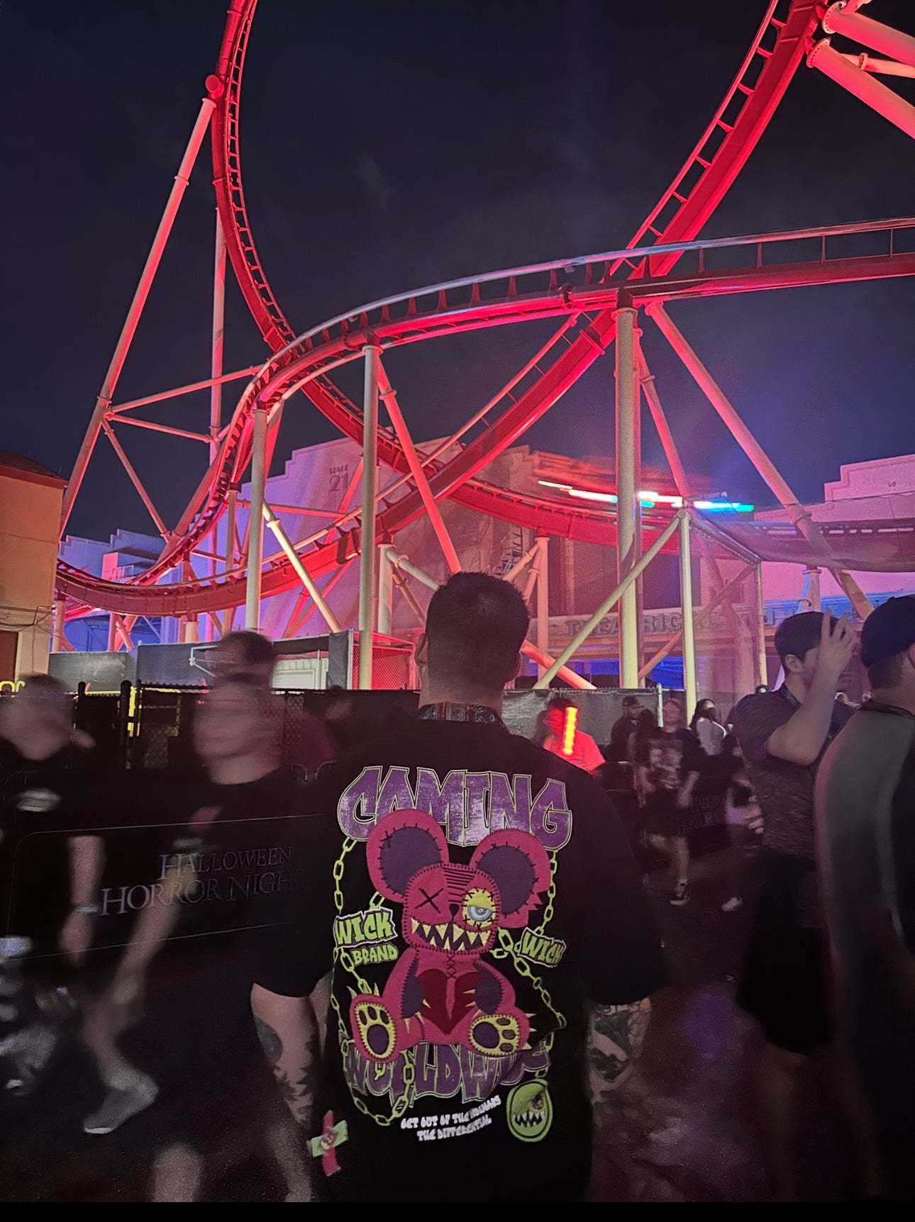 OVERSIZED BLACK CHAIN!