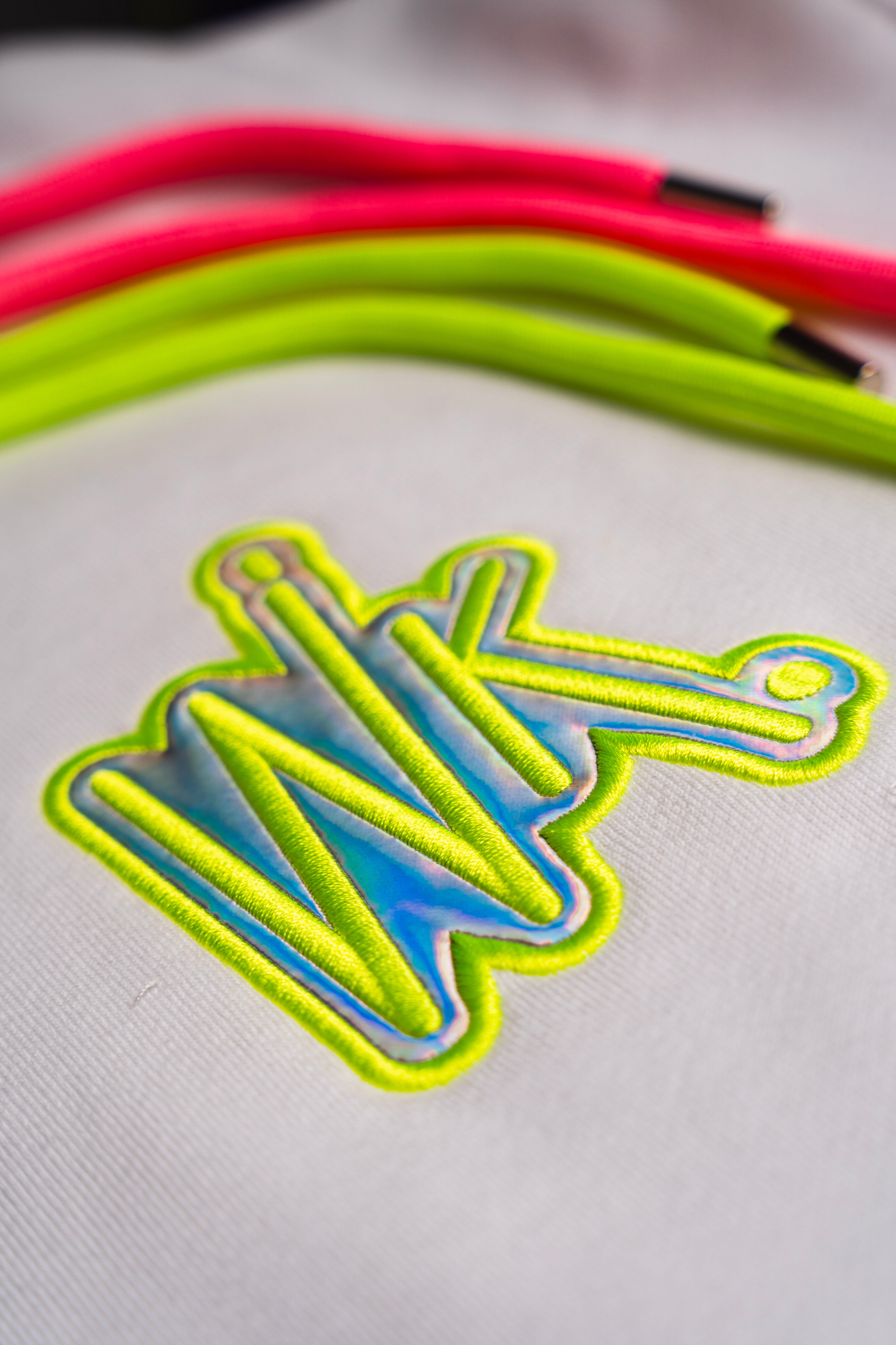 NEON ROYALTY HOODIE WHITE