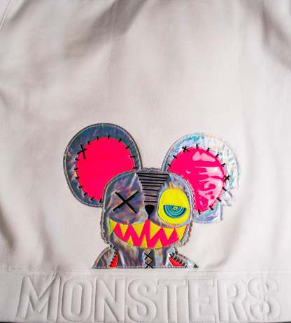 NEON ROYALTY HOODIE WHITE