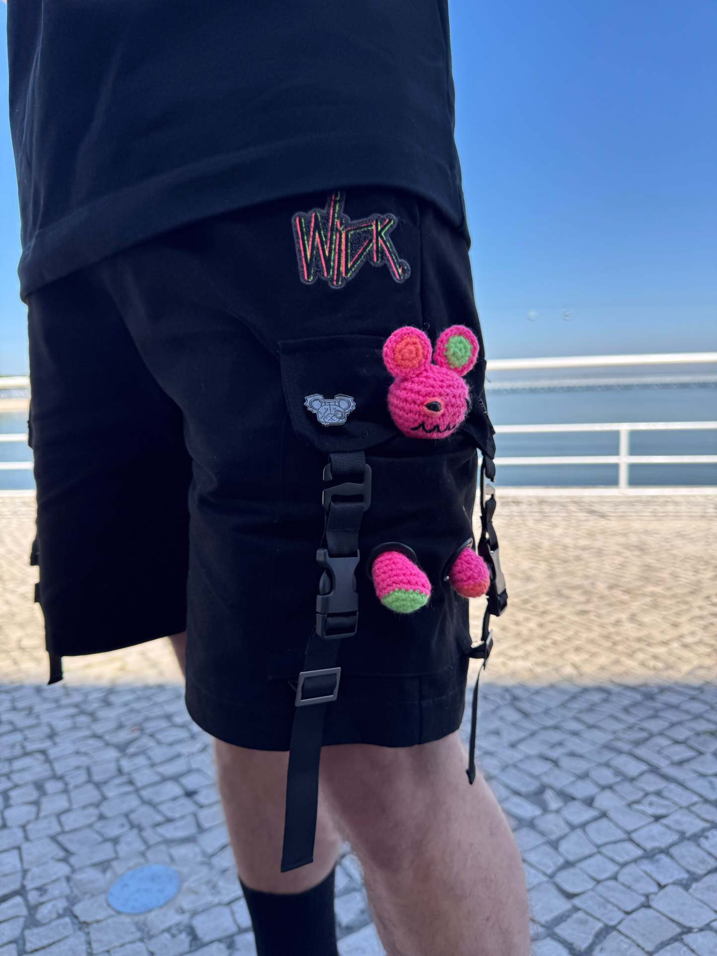 CARGO NR SHORTS BLACK