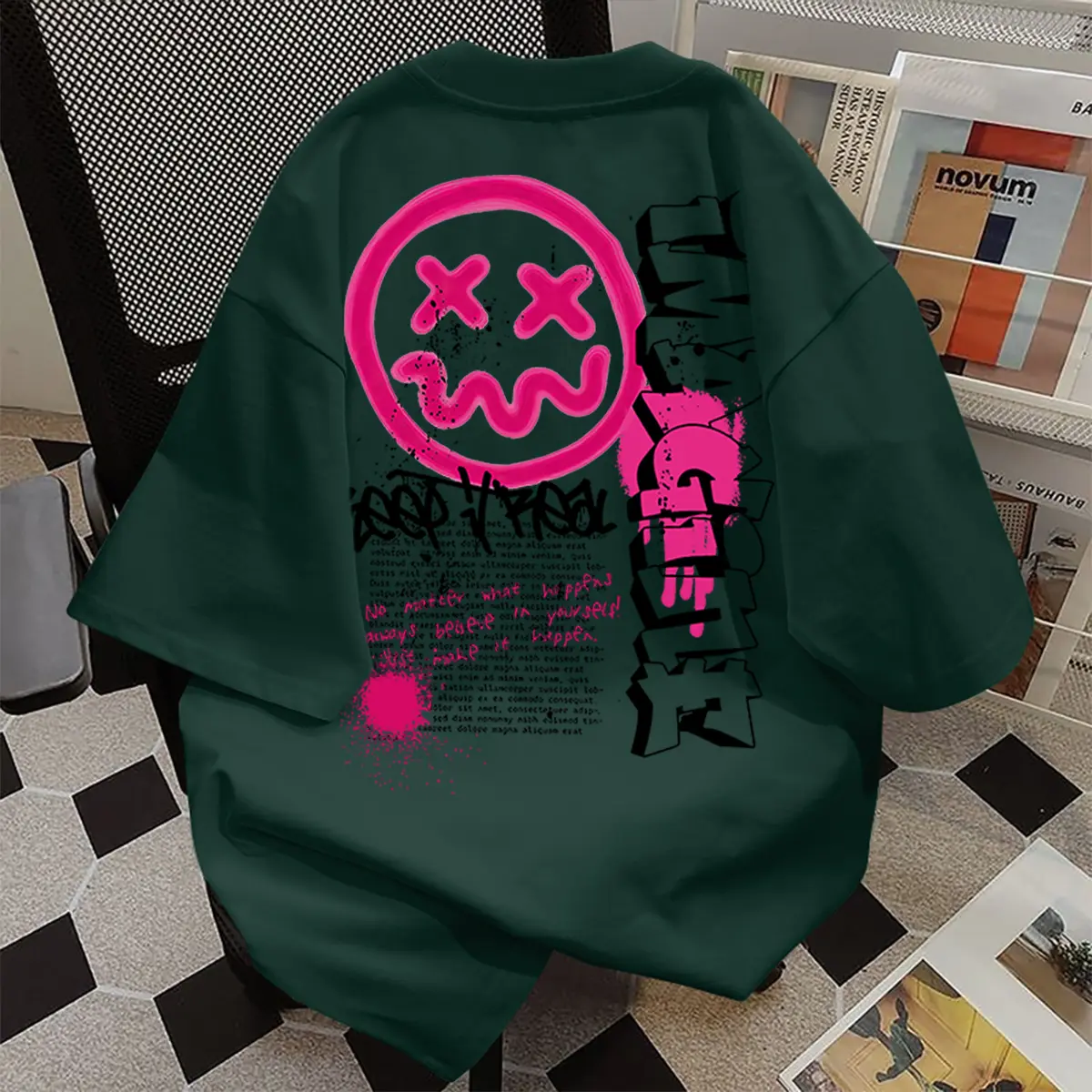 Personalized Graffiti Smiley Face Print Hip-Hop Style  Loose Round Neck Unisex Top