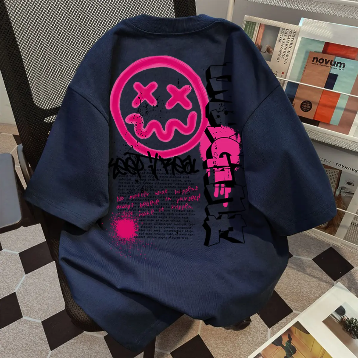 Personalized Graffiti Smiley Face Print Hip-Hop Style  Loose Round Neck Unisex Top