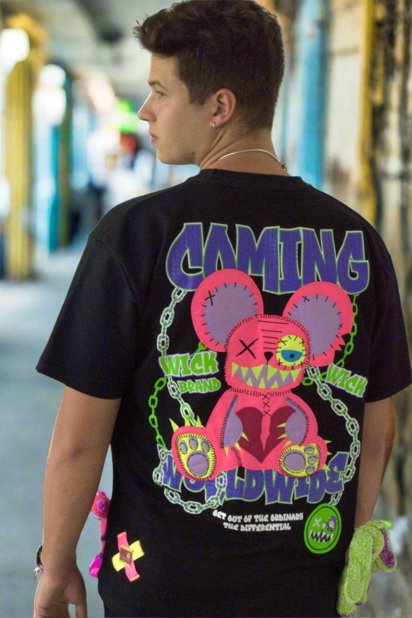 OVERSIZED BLACK CHAIN!