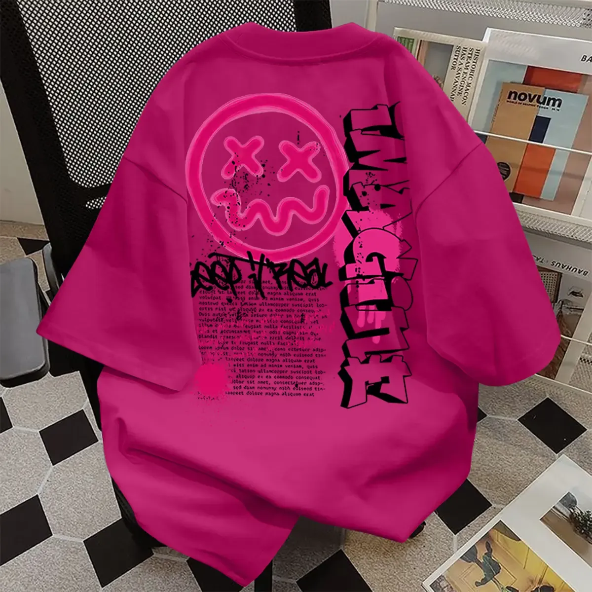 Personalized Graffiti Smiley Face Print Hip-Hop Style  Loose Round Neck Unisex Top