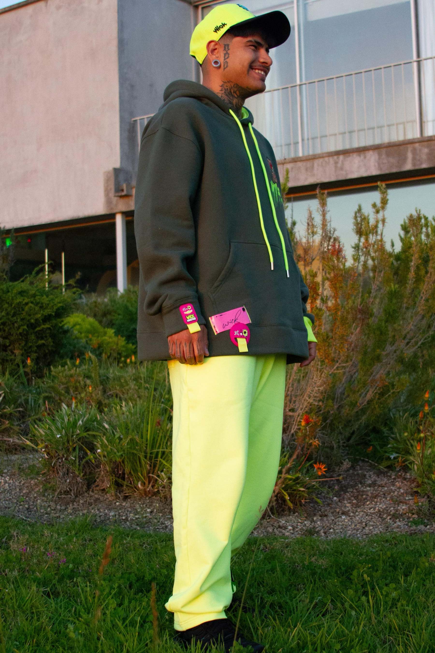 NEON YELLOW SWEATPANTS!