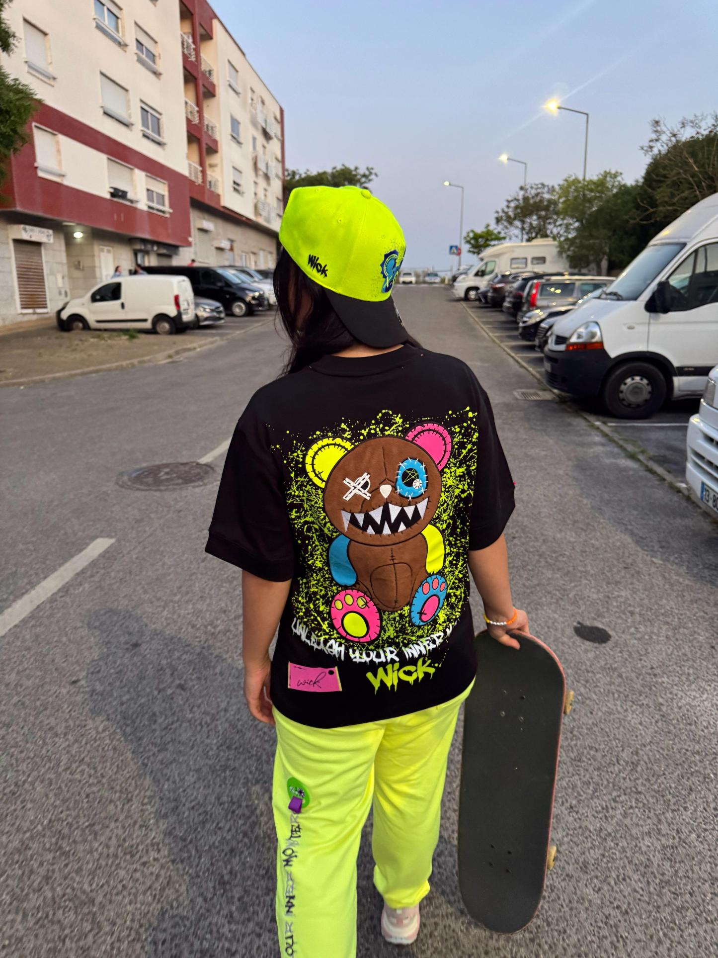 NEON YELLOW SWEATPANTS!