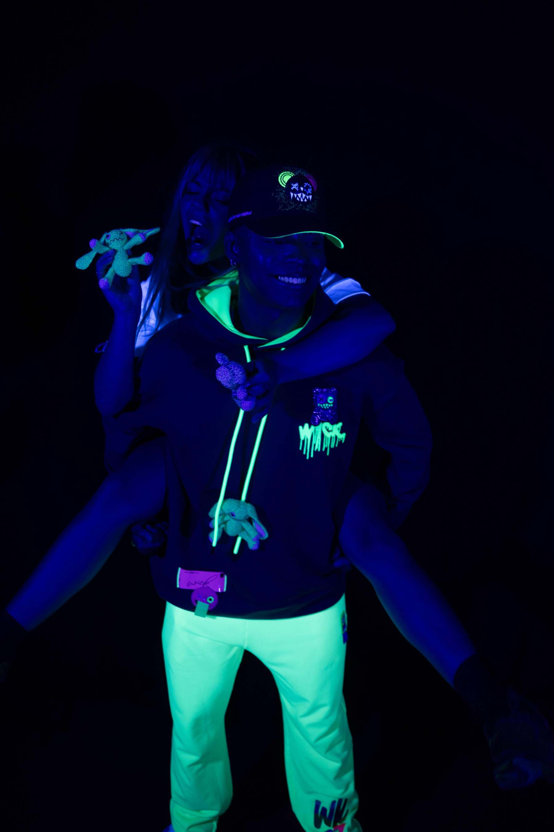 NEON YELLOW SWEATPANTS!