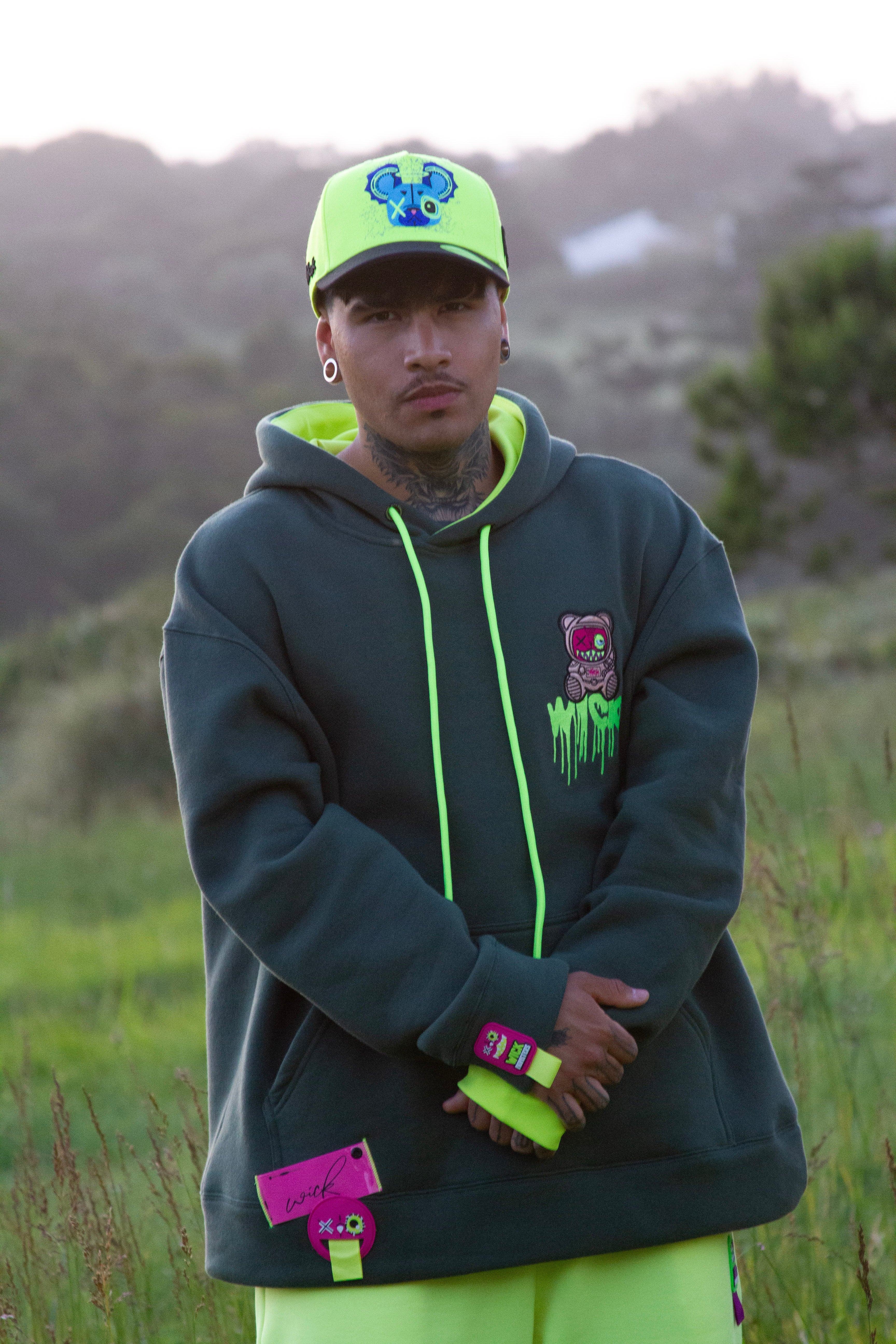 MOSS GREEN SWEATSHIRT GREEN SPACE!