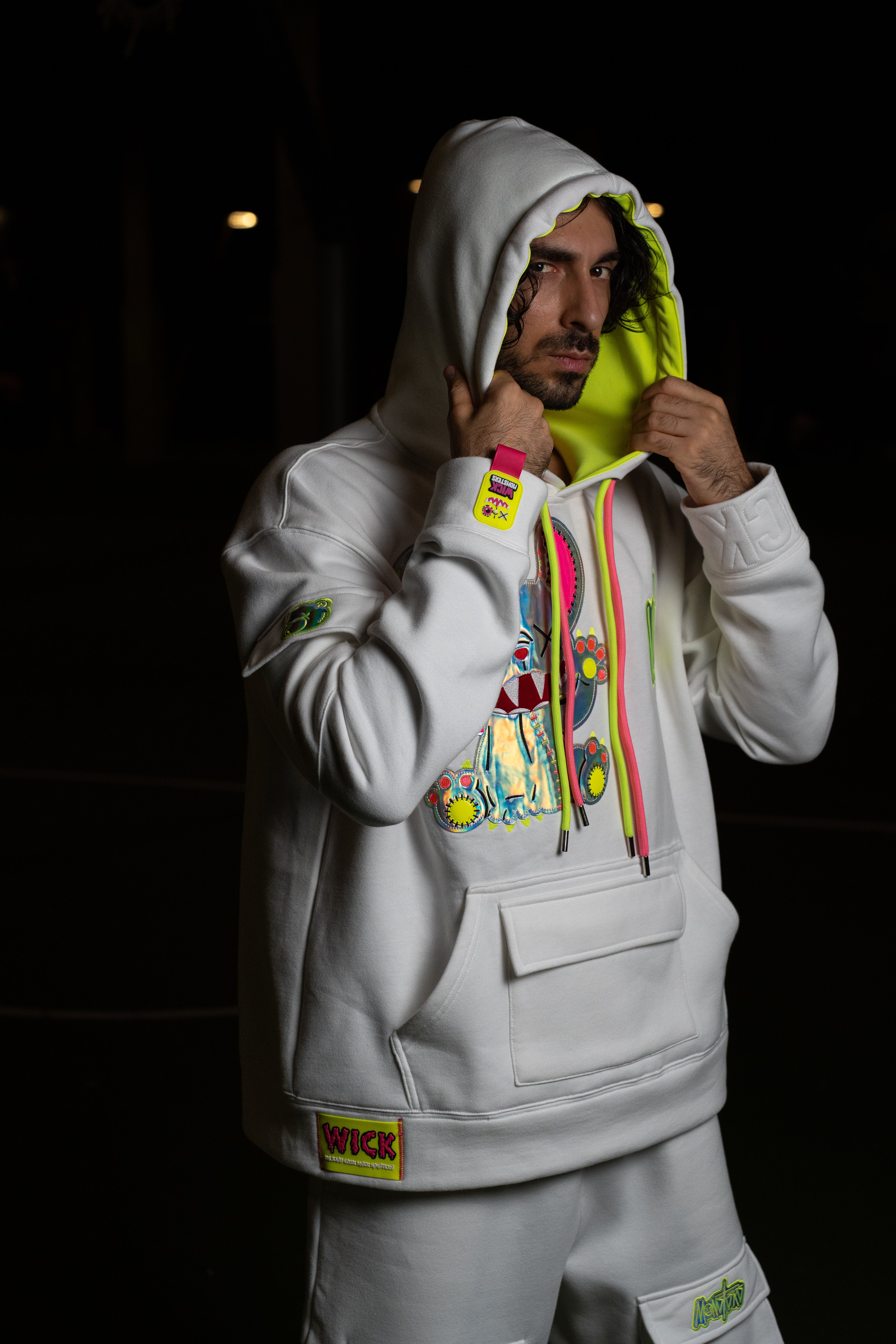 NEON ROYALTY HOODIE WHITE