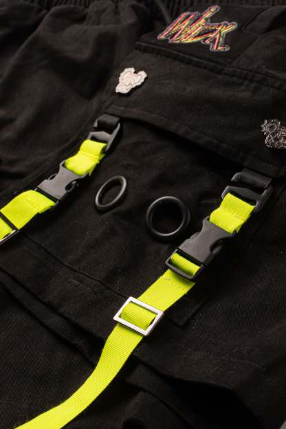 CARGO NR SHORTS BLACK