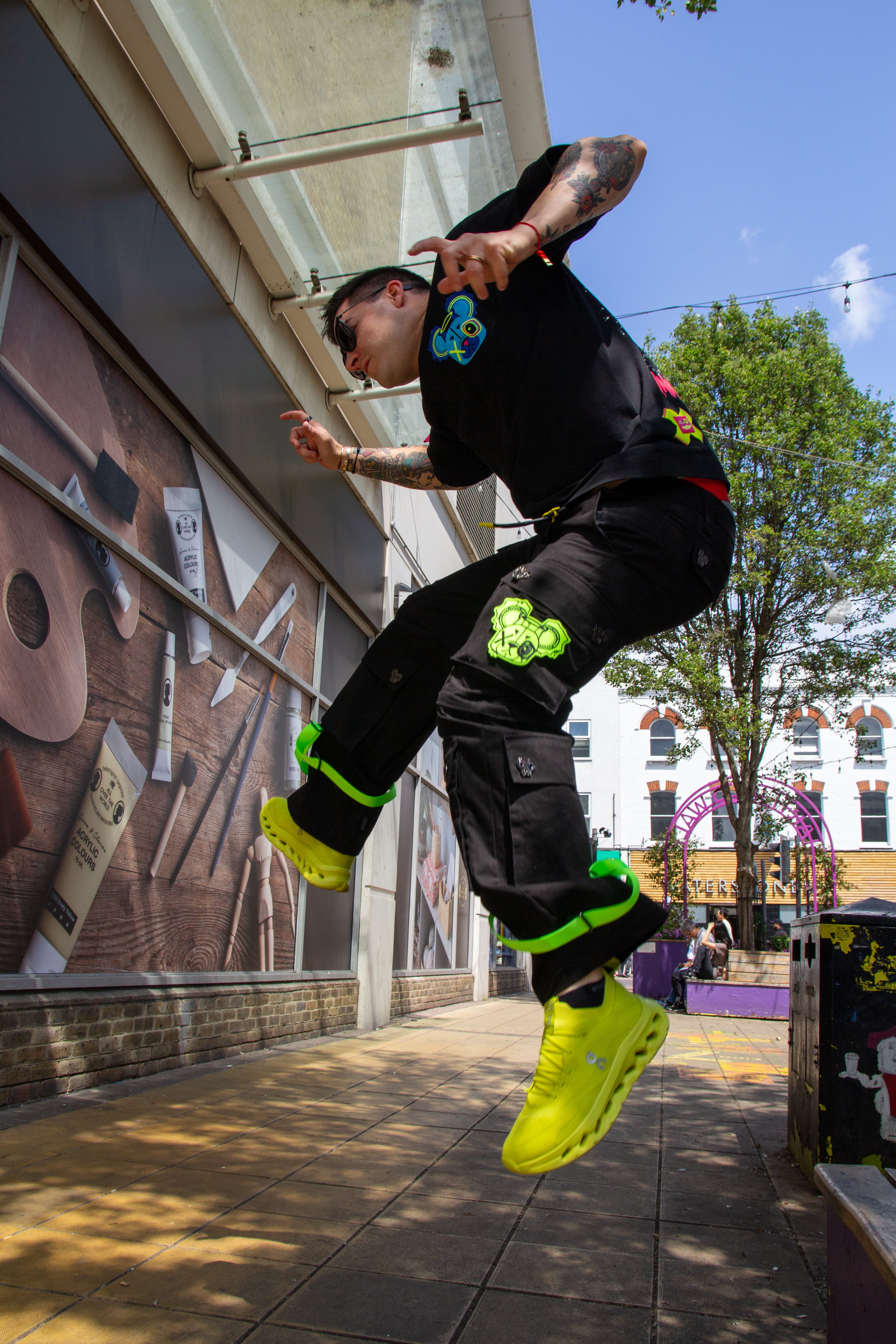 CARGO NR PANTS BLACK & YELLOW