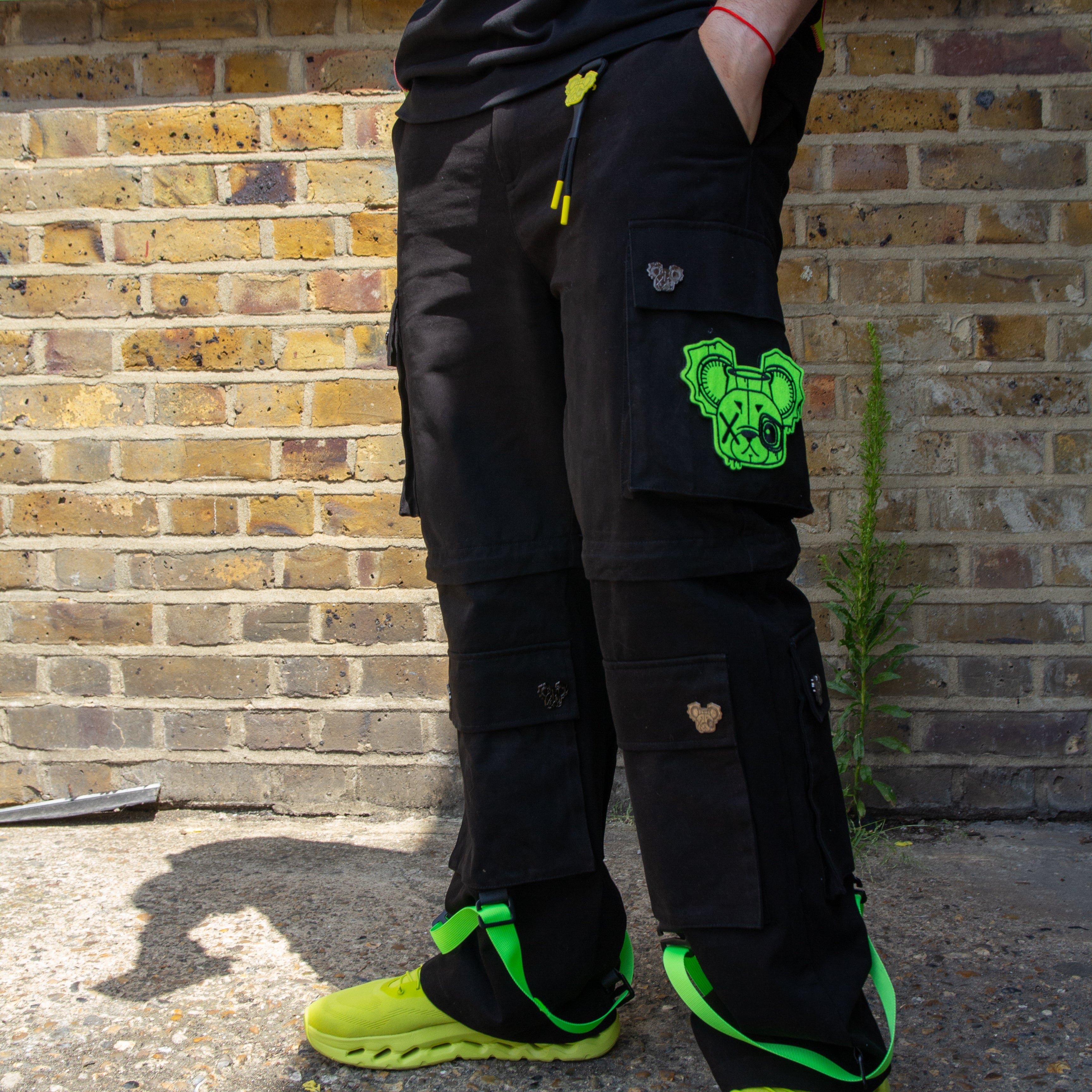 CARGO NR PANTS BLACK & YELLOW