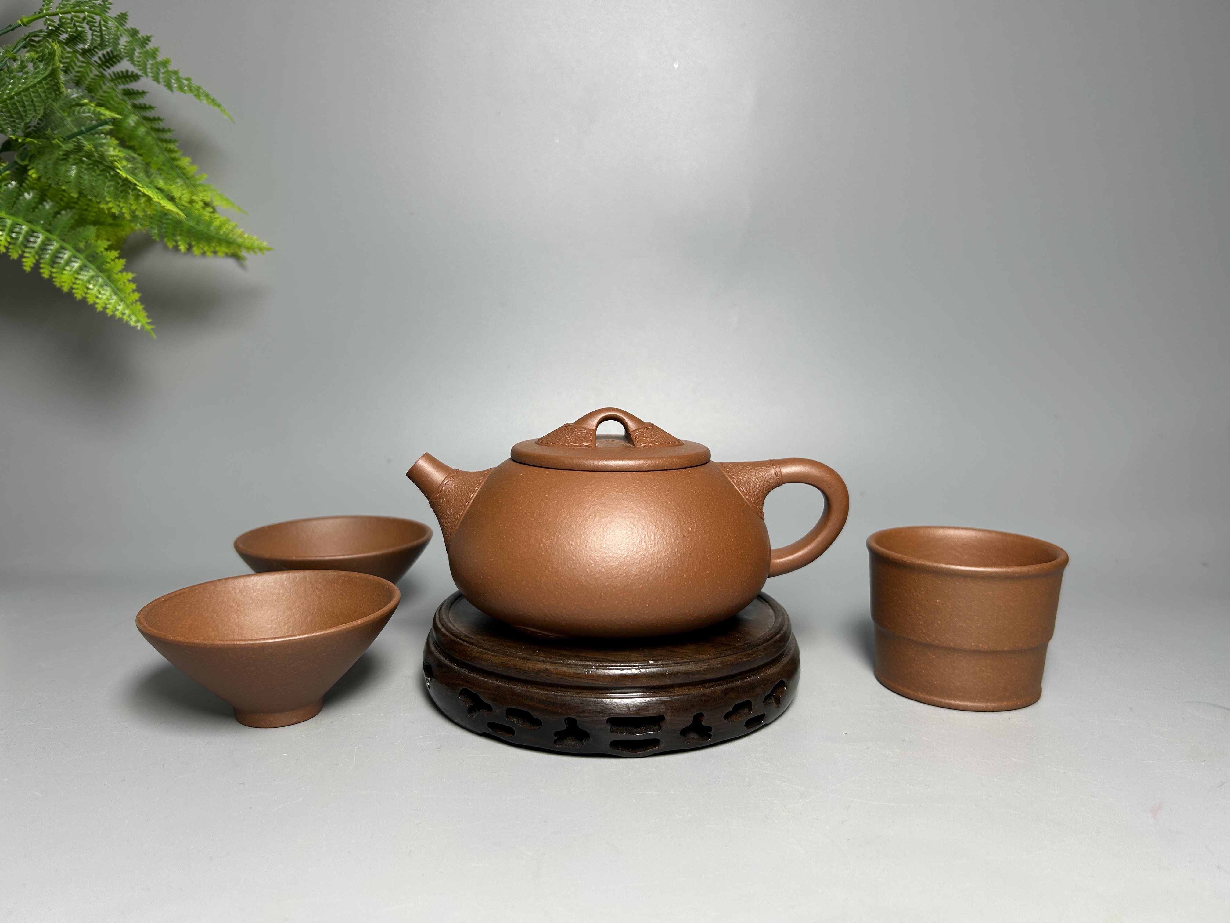 Leather-Textured Shipiao Teapot - 300CC Yixing Purple Clay, Handcrafted Traditional Chinese Kung Fu Tea Pot