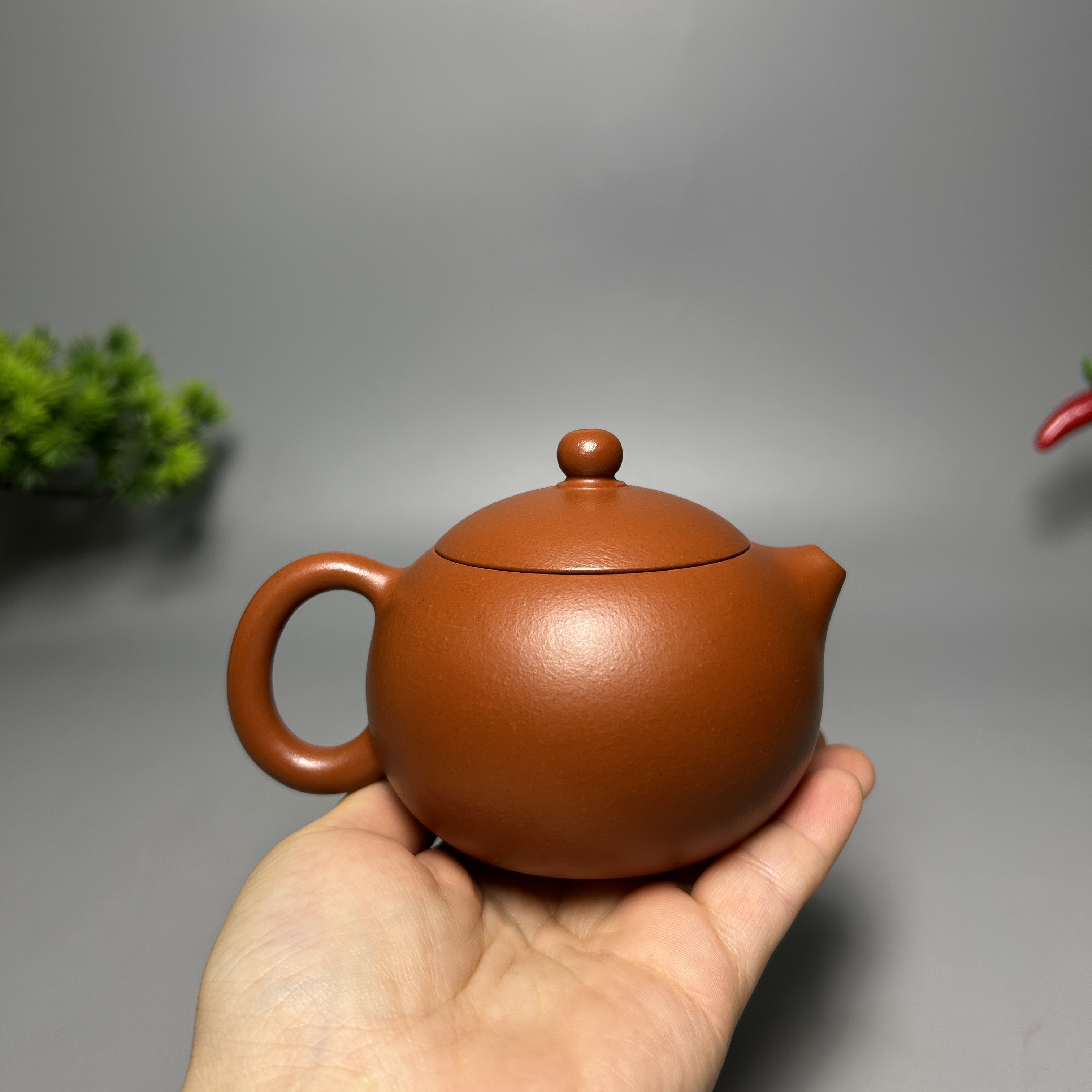 Xishi Teapot - 200CC Xiaomeiyao Zhuni (Cinnabar Clay), Fully Handmade Yixing Kung Fu Tea Pot