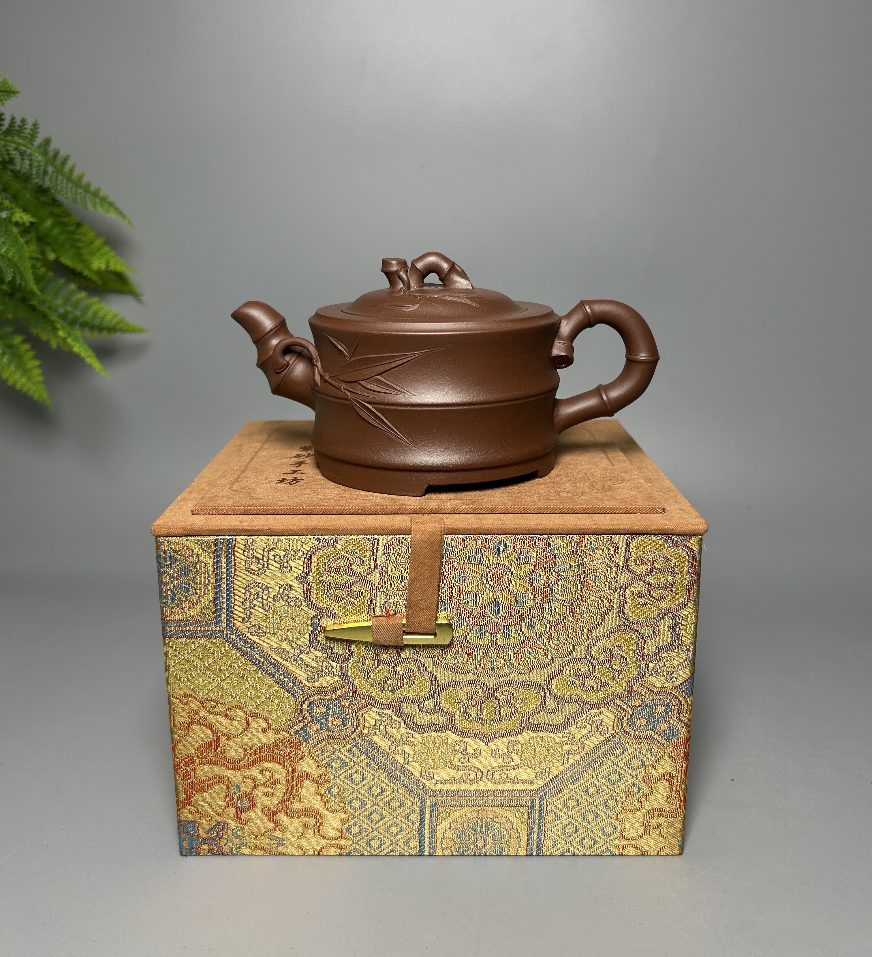 Bamboo Section Teapot - 200CC Yixing Ziqie Clay, Handcrafted Floral-Style Gongfu Tea Pot
