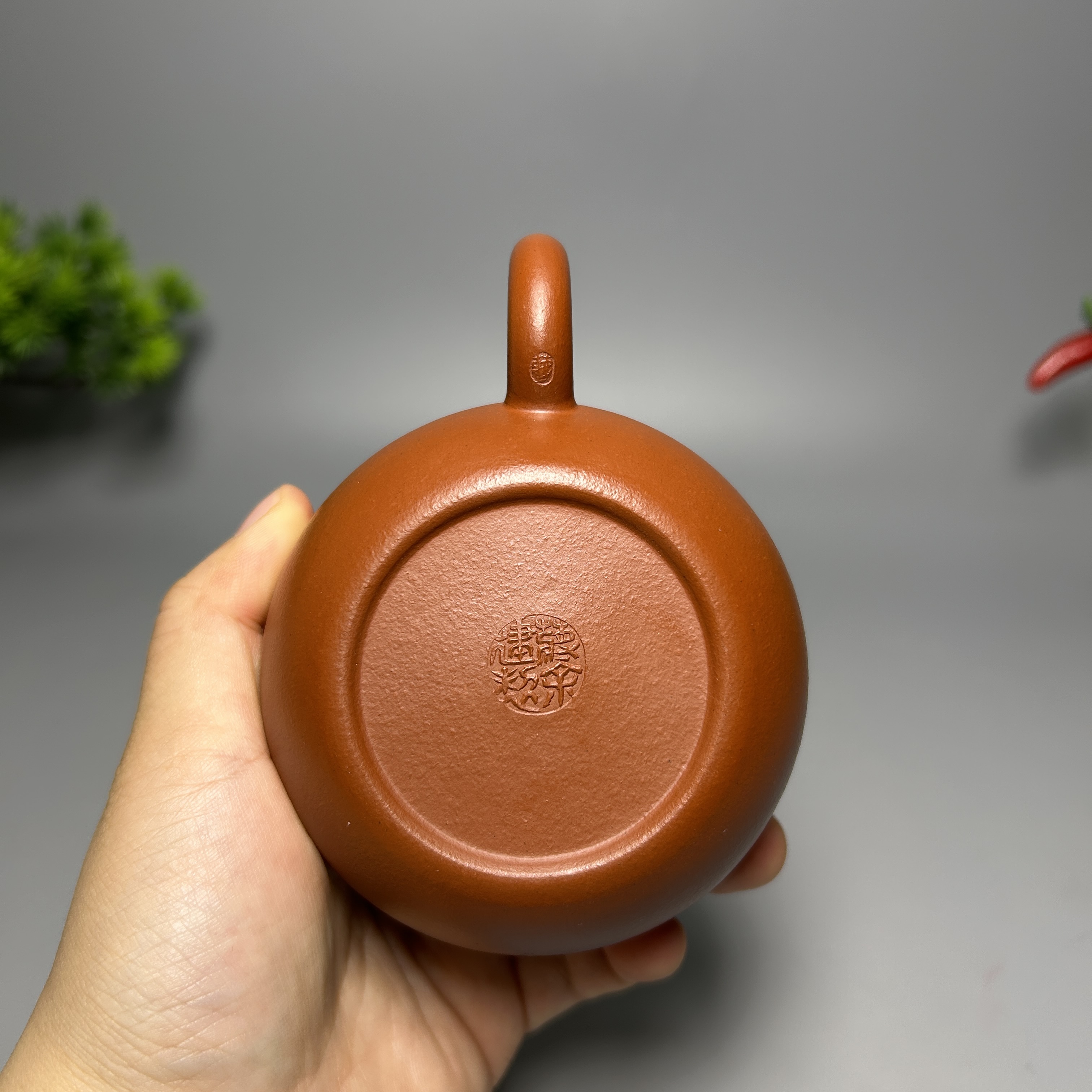 Xishi Teapot - 200CC Xiaomeiyao Zhuni (Cinnabar Clay), Fully Handmade Yixing Kung Fu Tea Pot
